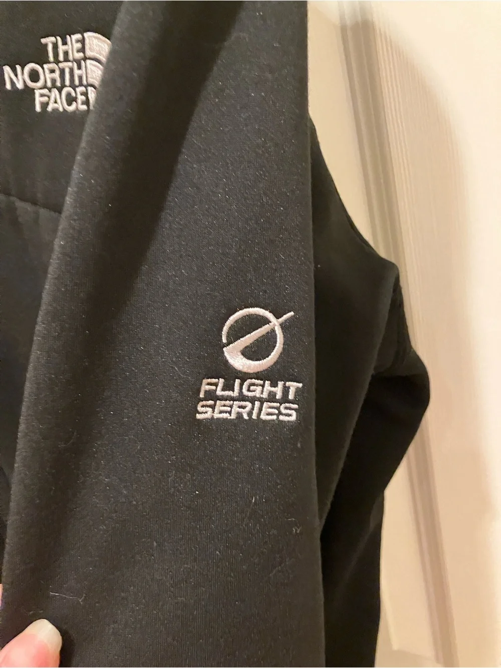 The North Face Black Men's Lightweight Full-Zip Jacket